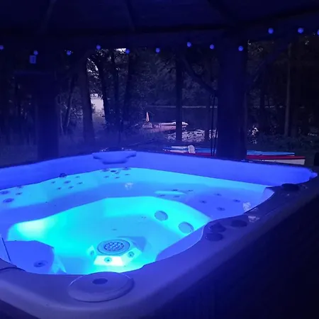 Dom Na Mazurach Zatoka Leśna