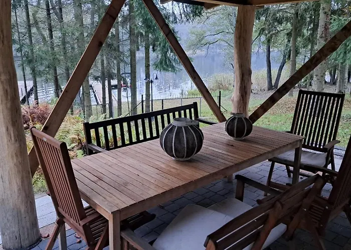 Dom Na Mazurach Zatoka Lesna Winiec